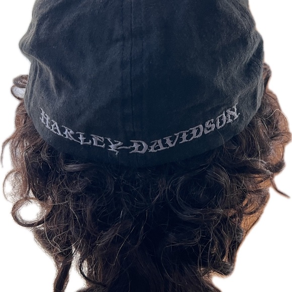 🏍️Embellished Harley-Davidson Six-Panel Fitted Black Cap | Women’s Small - Picture 6 of 13